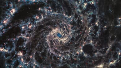 Telescopio James Webb capta estrellas recién nacidas esculpiendo galaxias espirales